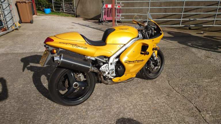 Triumph, DAYTONA, Strontium Yellow, 1997, 955 (cc)