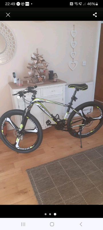 Mountain Bike - New!