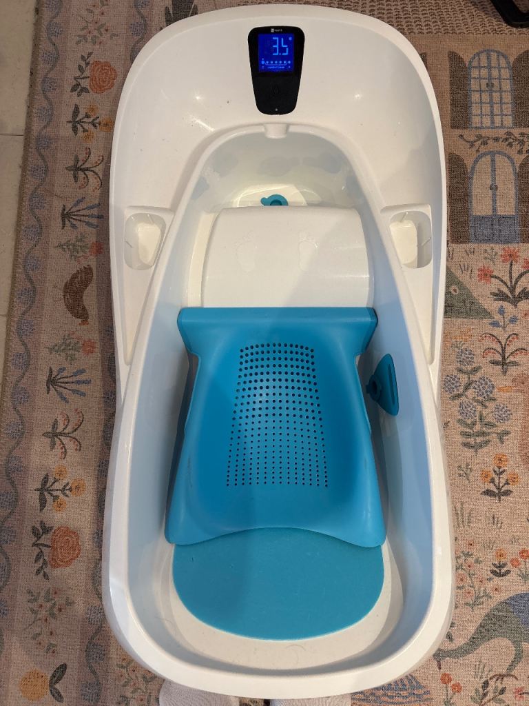 Baby Bath with Temperature Monitor