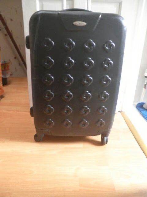 image for Samsonite Suitcase Hard Shell Expandable 4-wheeled Black, Medium