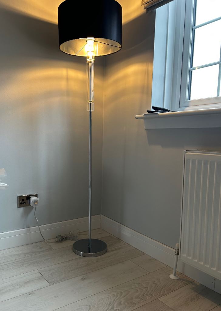 Floor lamp