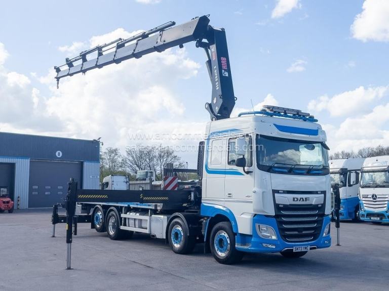 2023 (73) DAF XF 530 SPACECAB 8X2 CRANE-MOUNTED FLATBED