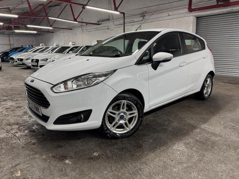 image for 2013 Ford Fiesta 1.0 EcoBoost Zetec 5dr HATCHBACK PETROL Manual