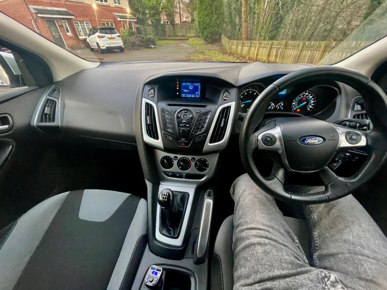 Ford, FOCUS, Hatchback, 2011, Manual, 1596 (cc), 5 doors