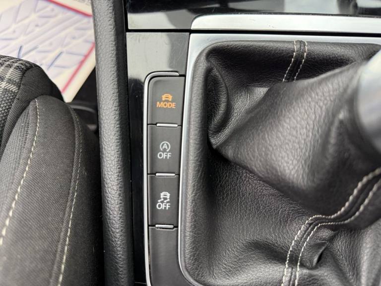 2017 Volkswagen Golf 2.0 TDI BlueMotion Tech GTD Hatchback 5dr Diesel Manual Euro 6 (s/s) (184 p ...