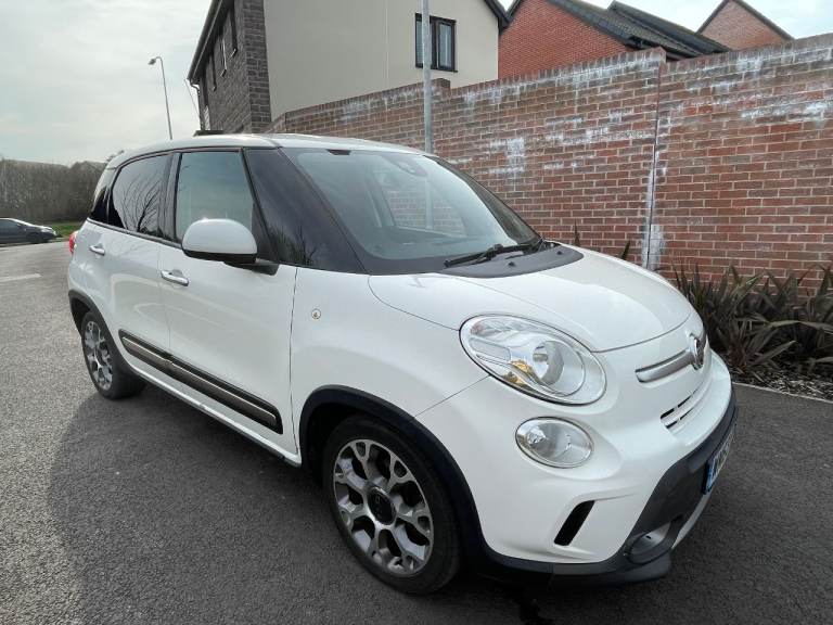Fiat 500L Trekking 1.6 Diesel Manual (5-door)