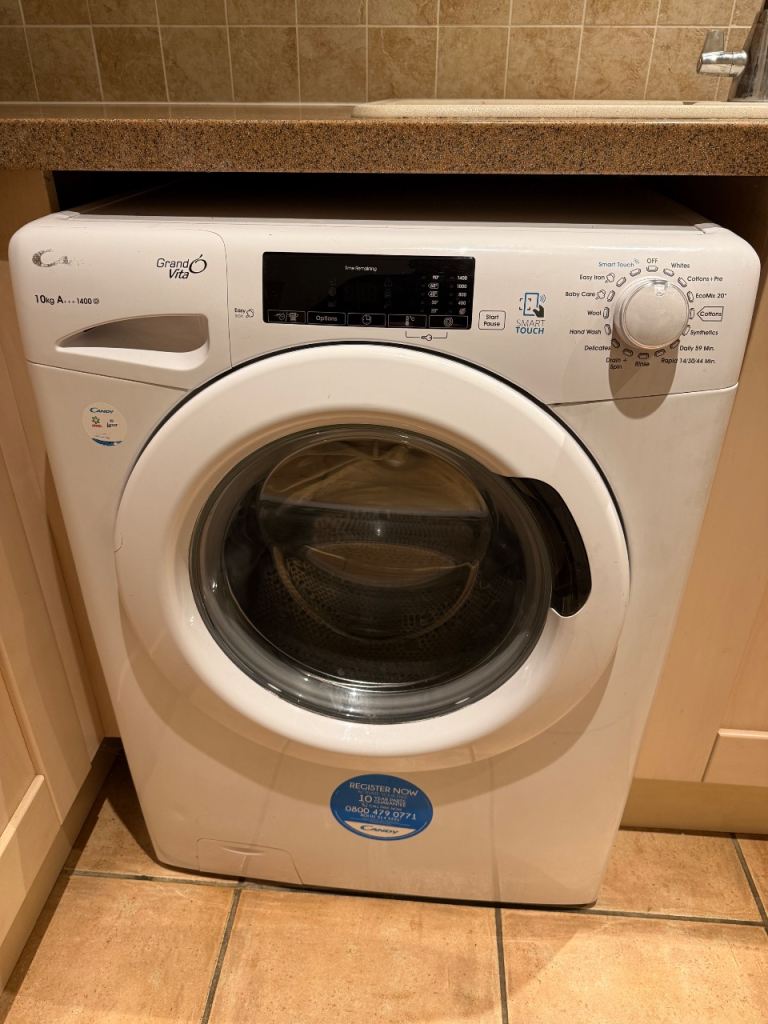 Candy washing machine