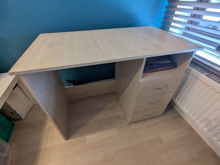 Light Wood Desk with Drawers 
