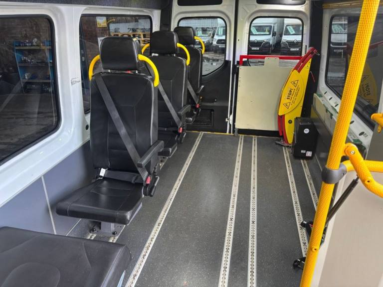 2020 20 MERCEDES-BENZ SPRINTER 516 CDI MINIBUS WHEEL CHAIR ACEESS TWIN WHEEL AUT