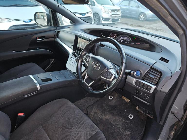 TOYOTA ESTIMA AERAS 2.4 AUTO HYBRID 7 SEATER M.P.V...FRESH IMPORT 71001 MILES