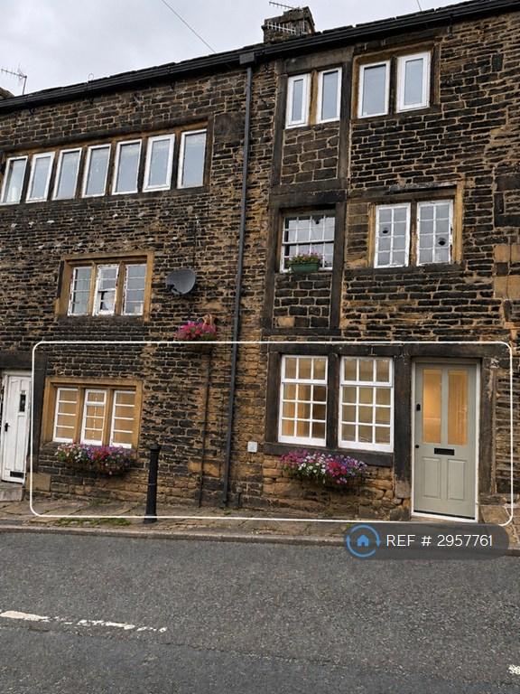 1 bedroom flat in Dobcross, Oldham, OL3 (1 bed) (#2957761)