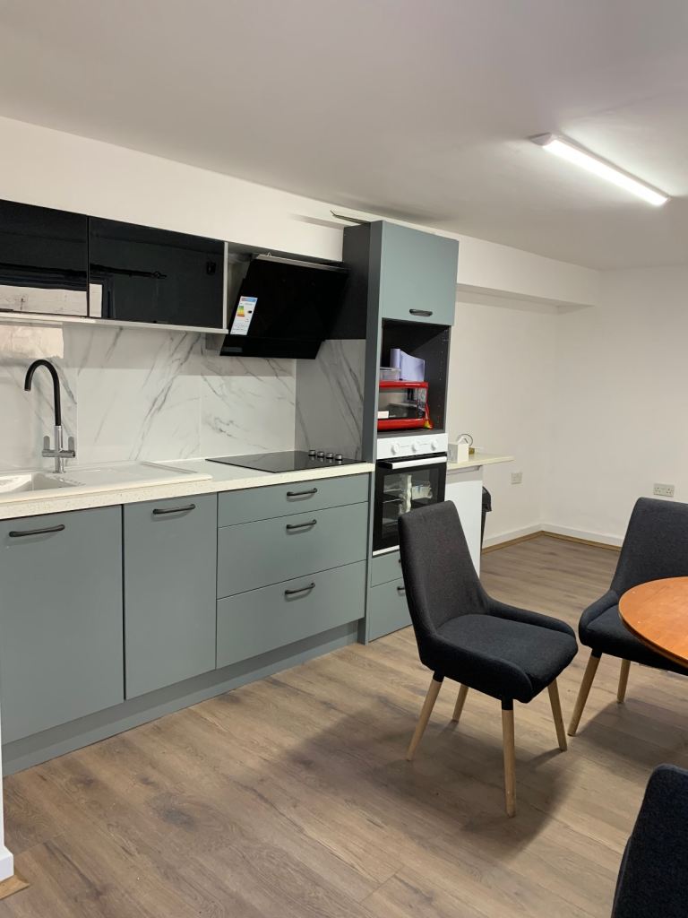 Studio flat to let