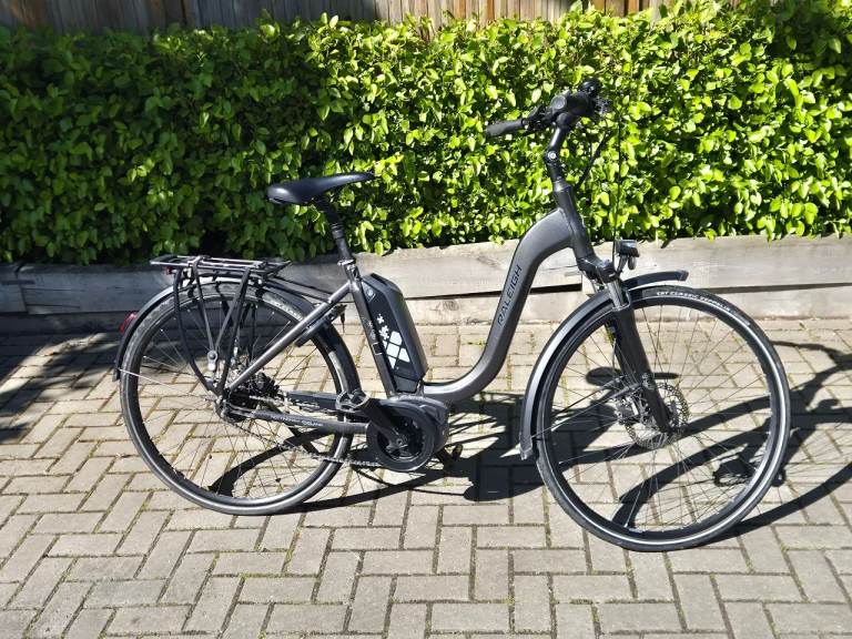 Raleigh Motus electric bike
