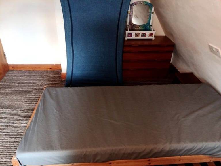 Single room for £500 pcm including gas electric water and council tax 