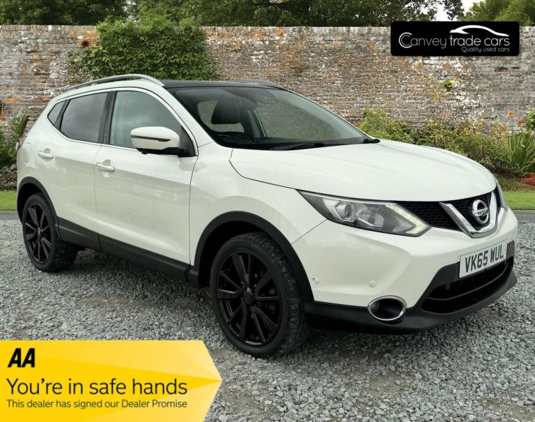 2015 Nissan Qashqai 1.5 Qashqai Tekna dCi 5dr SUV Diesel Manual