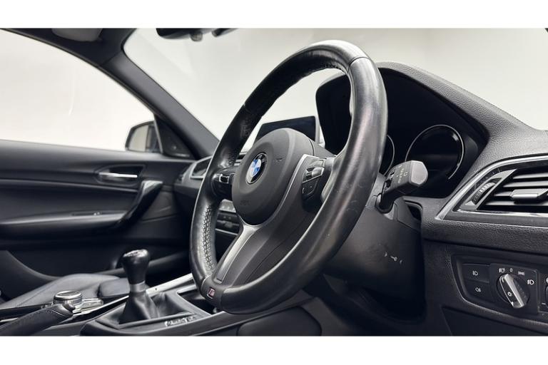 2019 BMW 1 Series 118i M Sport Shadow Edition Hatchback Petrol Manual