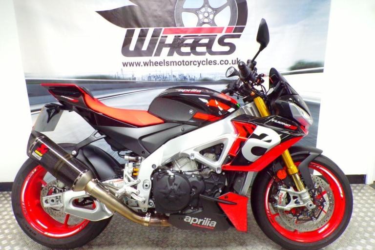 2022 APRILIA TUONO V4 1100 FACTORY WITH ONLY 5463 MILES FROM NEW