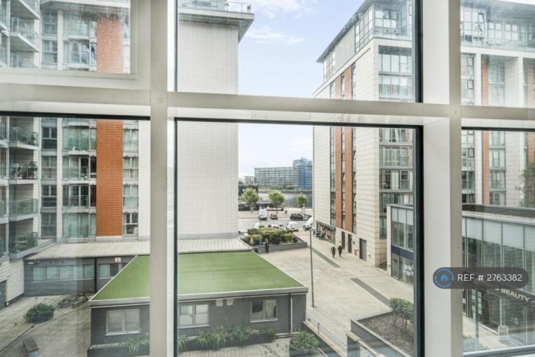 2 bedroom flat in Oceanis Apartments, London, E16 (2 bed) (#2763382)