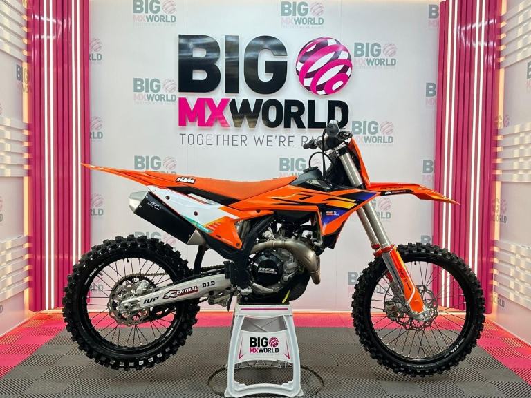 KTM SXF 450 2024 - Only 18 Hours - Low Hrs & Excellent Condition