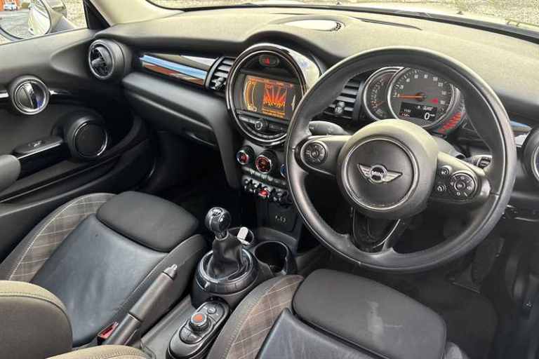 2017 MINI Hatch 2.0 Cooper S Hatchback 3dr Petrol Manual Euro 6 (s/s) (192 ps) Hatchback Petrol M...
