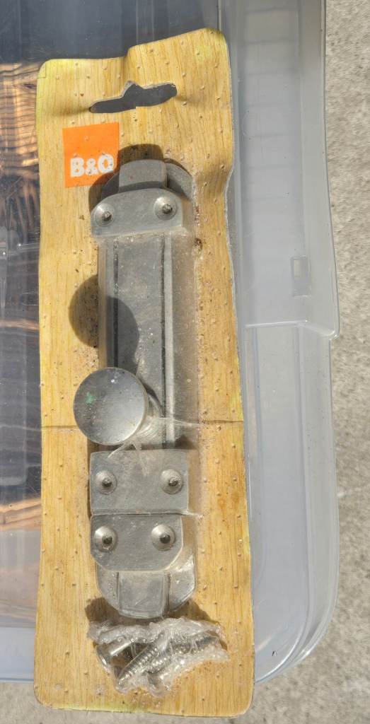 B&Q 6" heavy duty slide bolt satin nickle.