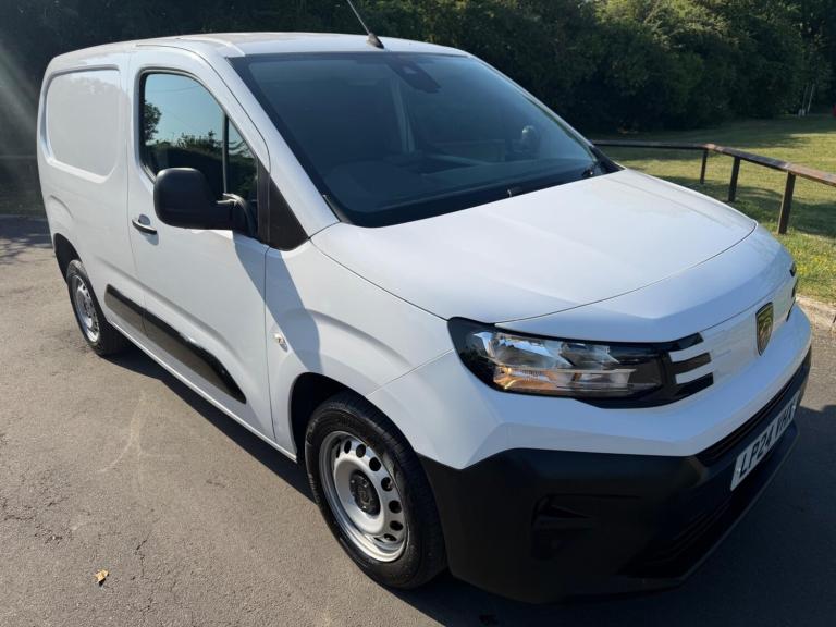 2024 Peugeot Partner 1.5 BlueHDi 100 Professional Van PANEL VAN DIESEL Manual