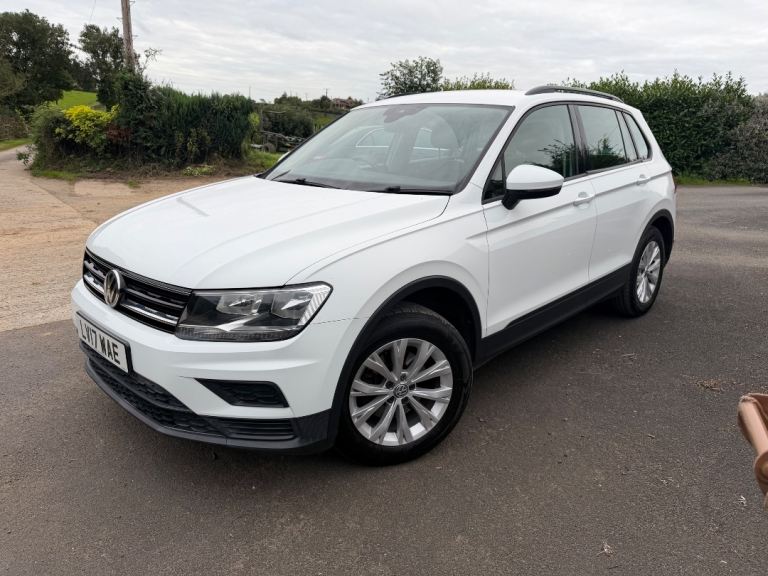 Volkswagen, TIGUAN, Estate, 2017, Manual, 1968 (cc), 5 doors