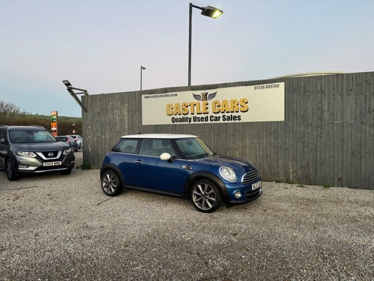 2012 MINI Hatch Cooper London 2012 Hatchback Petrol Manual