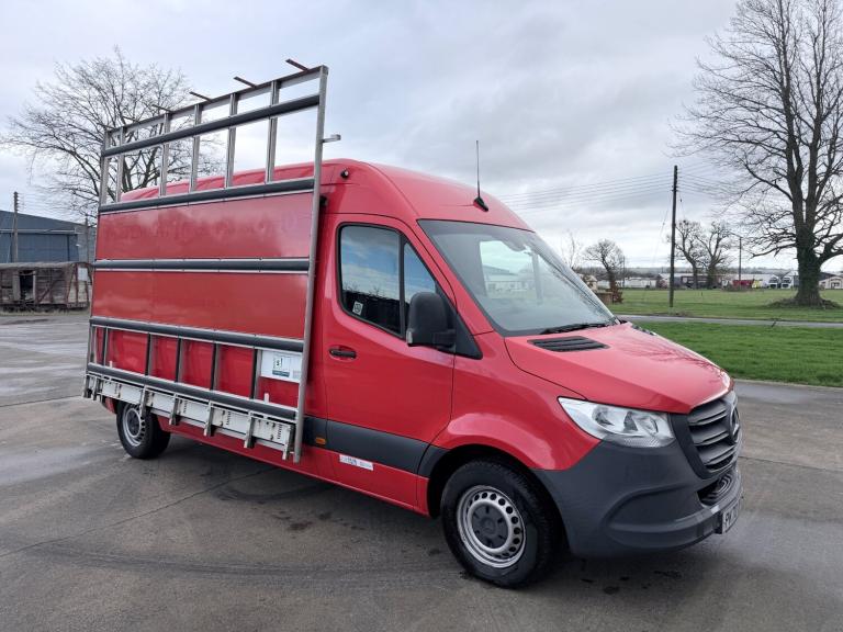 2020 Mercedes-Benz Sprinter 3.5t H2/L2 MWB Panel Van FWD + Glass Carrier frame 2020 PANEL VAN Die...