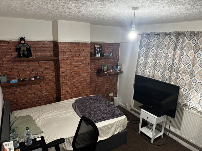 Two double rooms for rent 