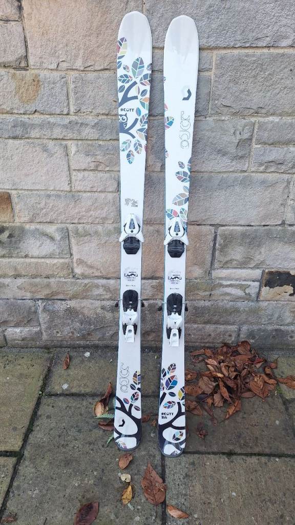 Scott Luna women's all mountain skis 166cm