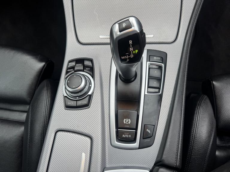 BMW 5 SERIES 2.0 520d M Sport Saloon 2013