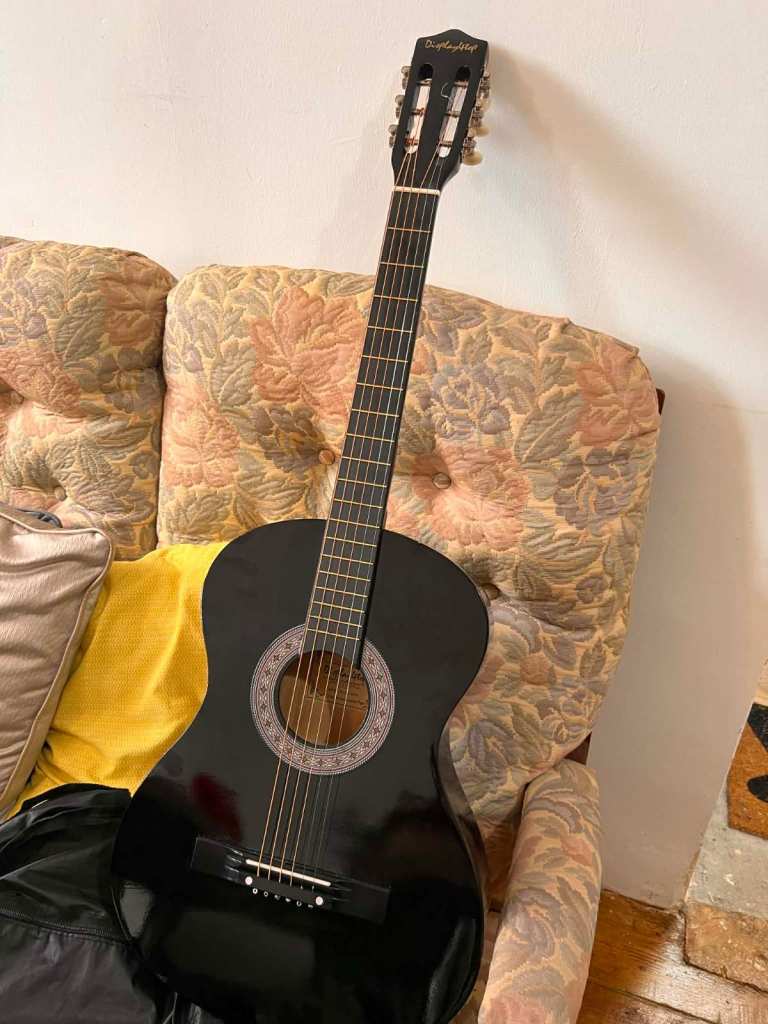 Display4top MI-0018 Black Acoustic Guitar 