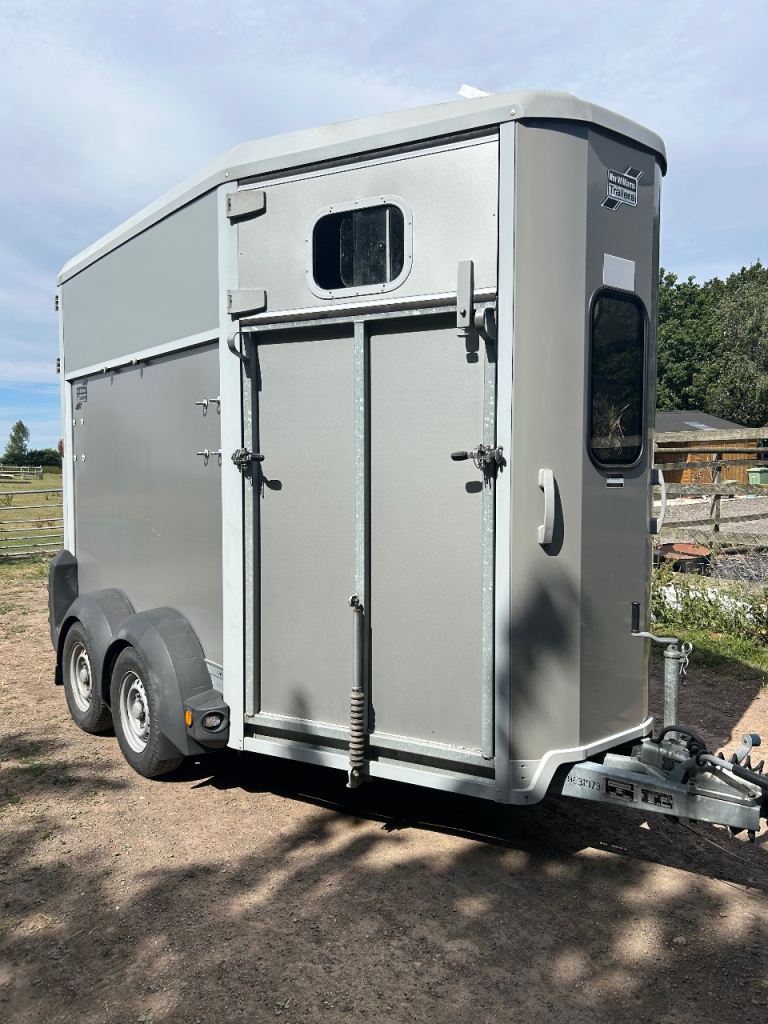 Ifor Williams Horse Trailer - Excellent Condition, Grey