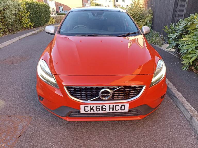 2016 VOLVO V40 2.0 D2 R-DESIGN 120BHP