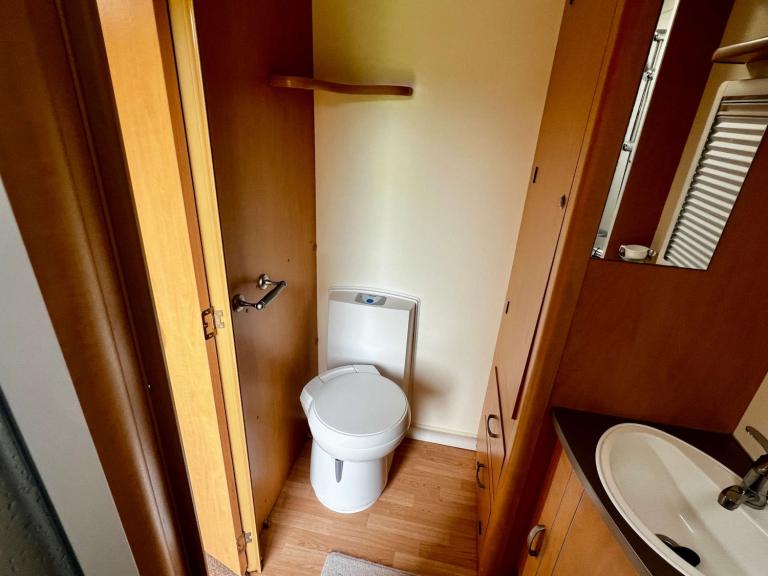 2011 Peugeot Olympus 462 Olympus 462 Single Axle Unlisted Petrol Automatic