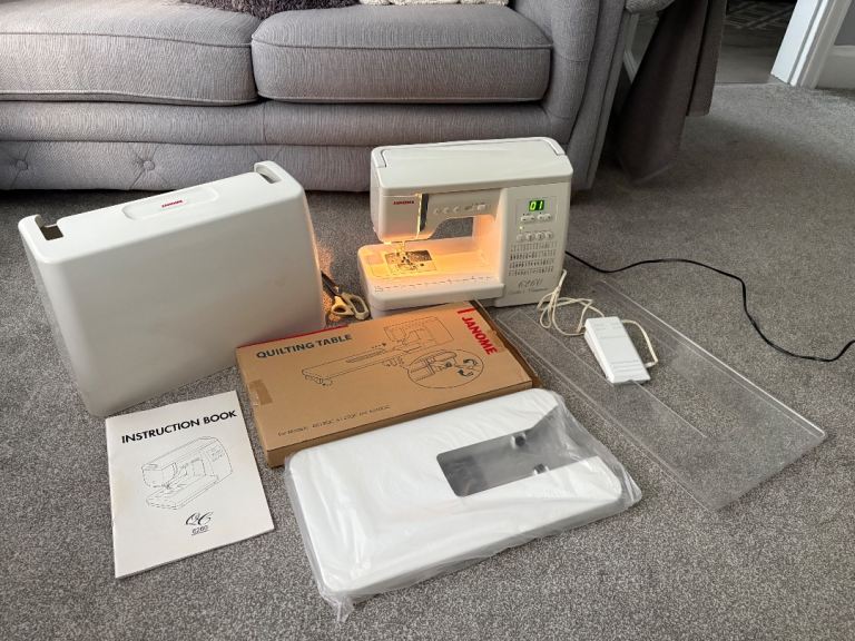 Janome 6260 QC Quilters Companion Computerised Electronic Sewing Machine