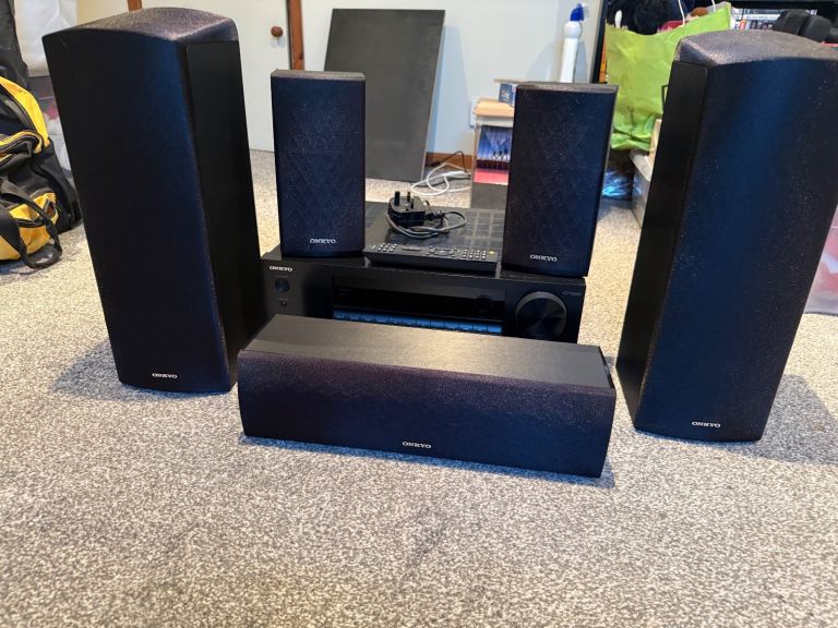 Onkyo HT-S7805 Home Cinema System Dolby Atmos (No Sub Woofer included) Bargain 