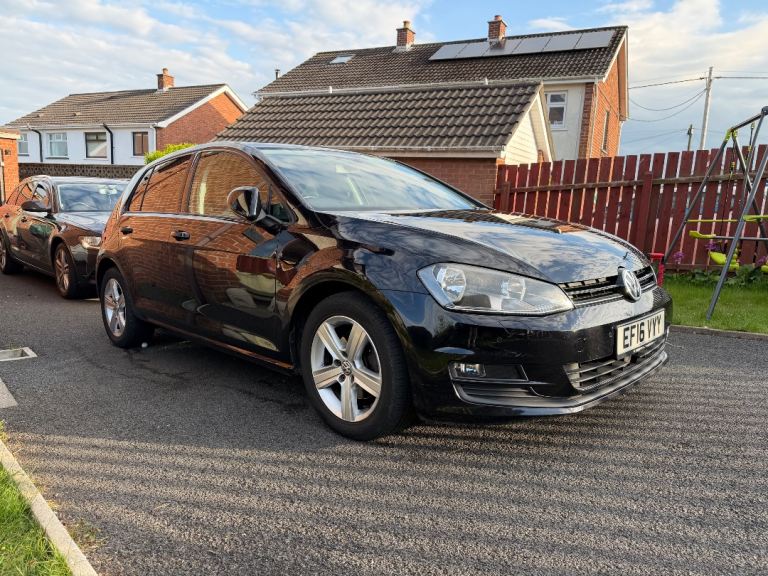 Volkswagen, GOLF, Hatchback, 2016, Semi-Auto, 1598 (cc), 5 doors