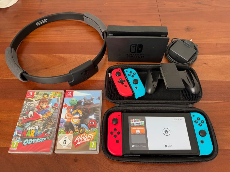 Nintendo switch bundle - great condition
