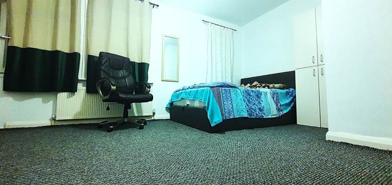 Master double room to let in barking IG11- All Bill Included. No Agent Fee