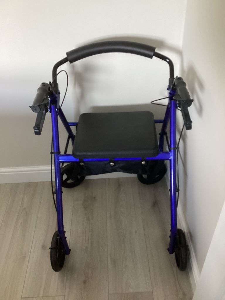 4 wheel rollator walker FREE