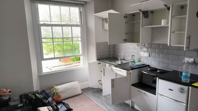Cotham Studio/Bedsit inc Council Tax, Water & Heating