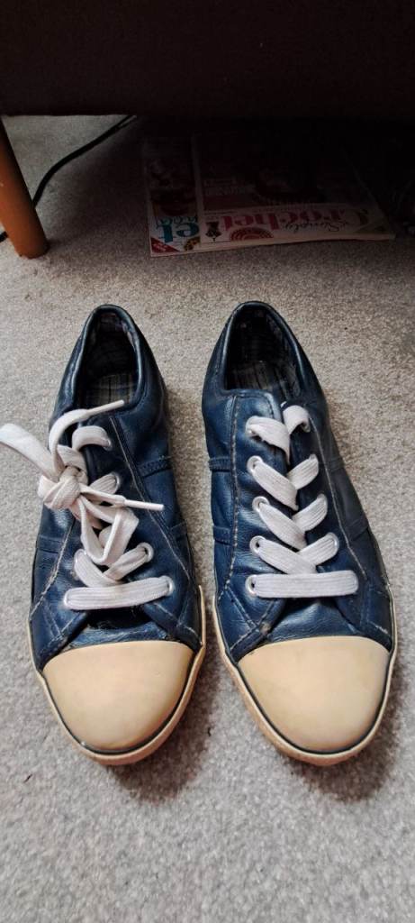 Ladies Casual Trainers - Size 5