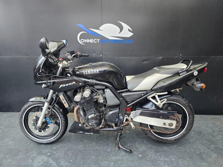 YAMAHA FZS 600 FAZER PROJECT BIKE 1999