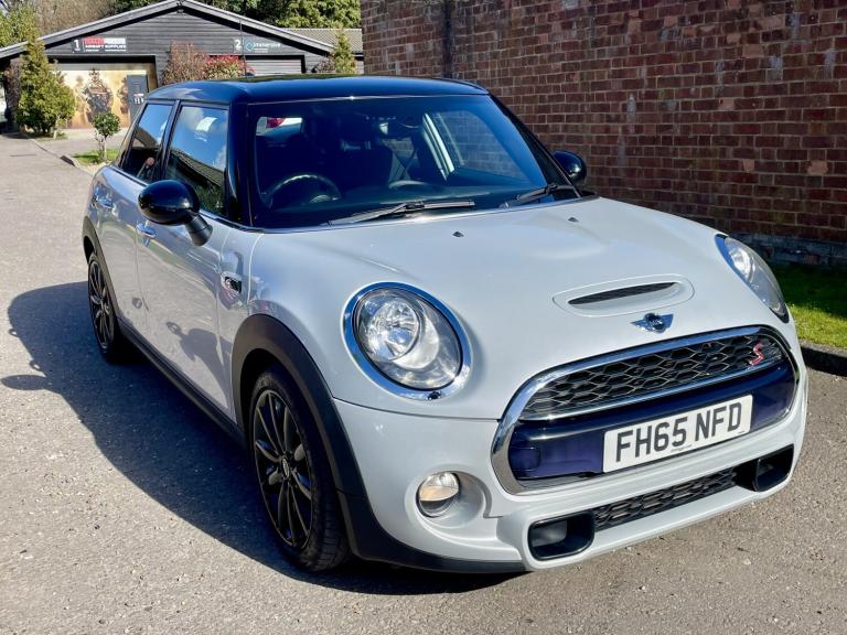 MINI HATCH 2.0 5-Door Hatch Cooper SD 2016