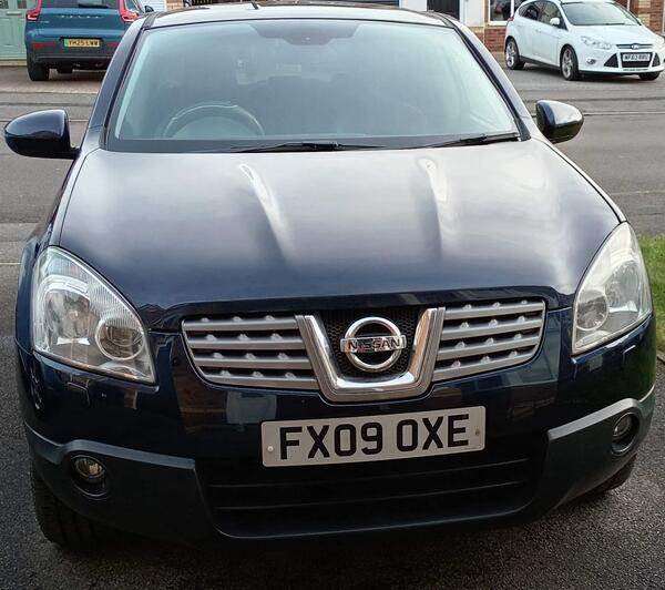Nissan, QASHQAI, Hatchback, 2009, Manual, 1.5 (cc), 5 doors, Excellent Condition