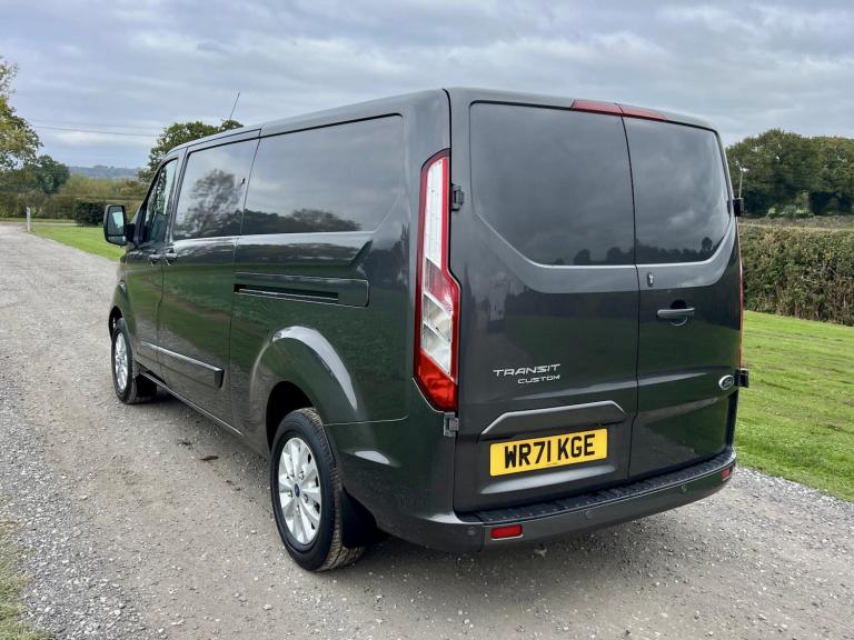 FORD TRANSIT CUSTOM 2.0 Transit Custom Limited Van 300 L2 2.0L EcoBlue 130PS FWD
