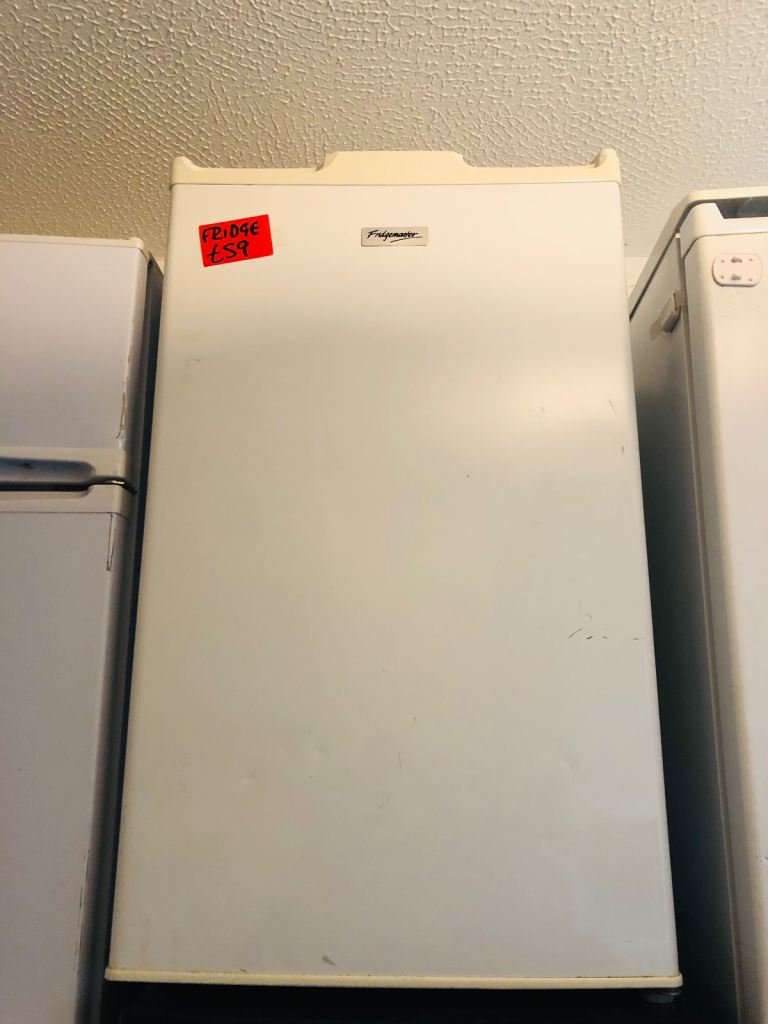 🚚 fridge master under counter fridge can deliver £59