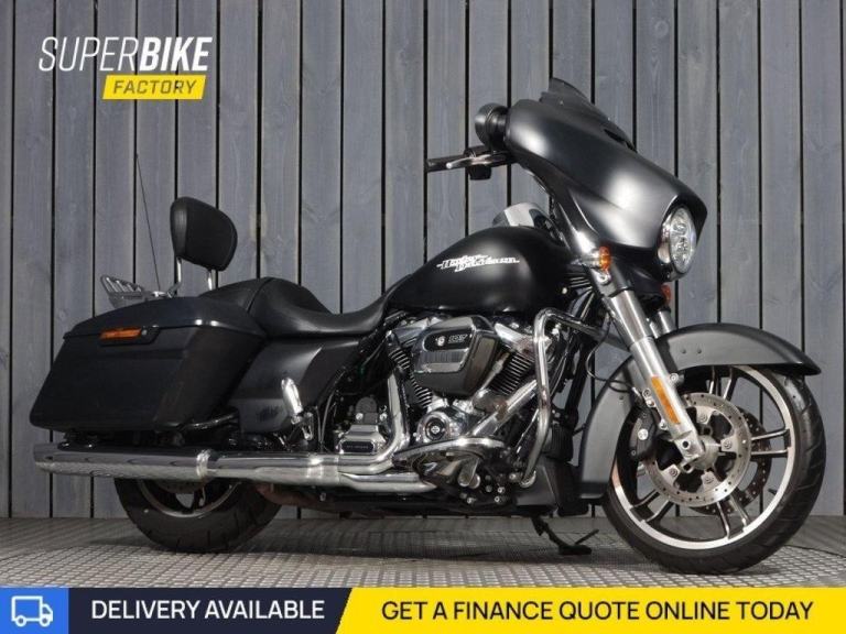 2017 67 HARLEY-DAVIDSON TOURING SP FLHXS